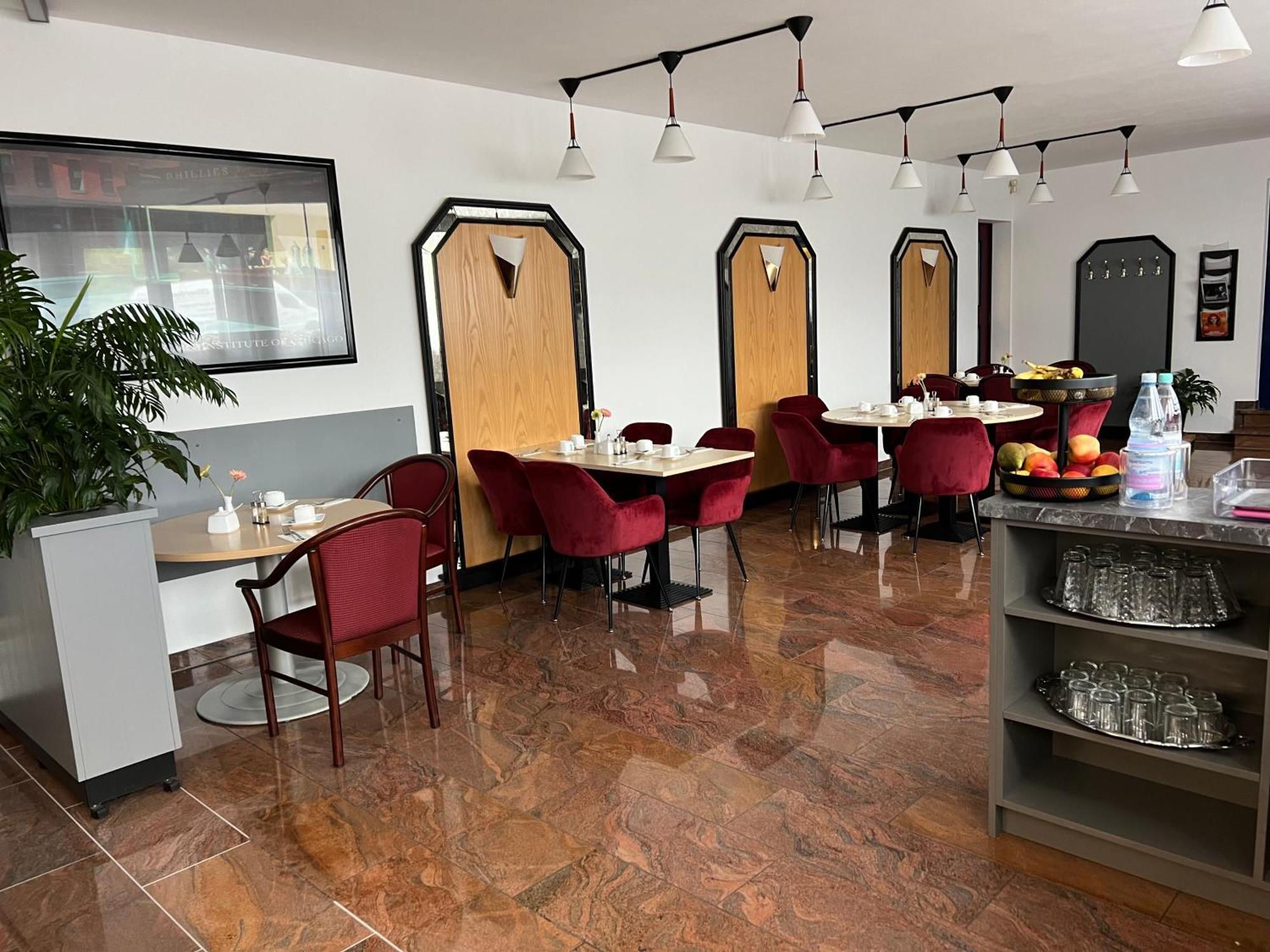 Hotel Aggertal Γκούμερσμπαχ Εξωτερικό φωτογραφία
