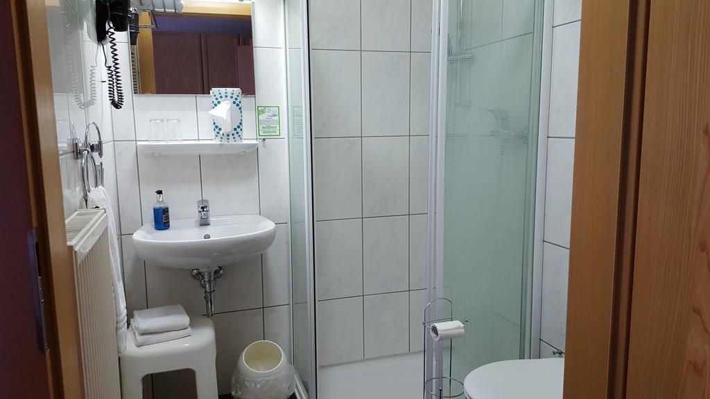 Hotel Aggertal Γκούμερσμπαχ Εξωτερικό φωτογραφία